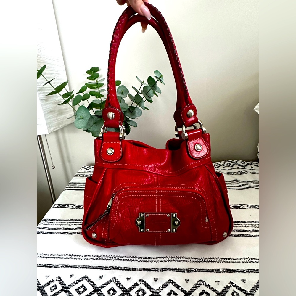 B MAKOWSKY Red Leather Shoulder Bag